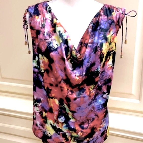 Vince Camuto Sleeveless Abstract Print Cowl Neck Tank Top Tie Shoulder Details - Picture 3 of 11